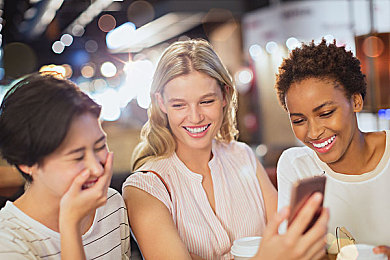 男生女生戳戳很痛app｜戳痛性别界限，探索疼痛感知奥秘：揭秘“男生女生戳戳很痛”现象-1