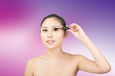 初中女生喊疼男生往里寨游戏｜初中女生“喊疼”引热议：网络暴力与游戏成瘾警示青少年-1