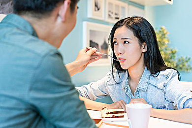 美女羞羞软件｜浪漫挑战两不误：“美女羞羞软件”带你探索虚拟世界浪漫冒险-1