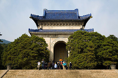 古代和jie夫h偷欲后院｜古院秘闻：历史迷雾中的民间情缘探寻